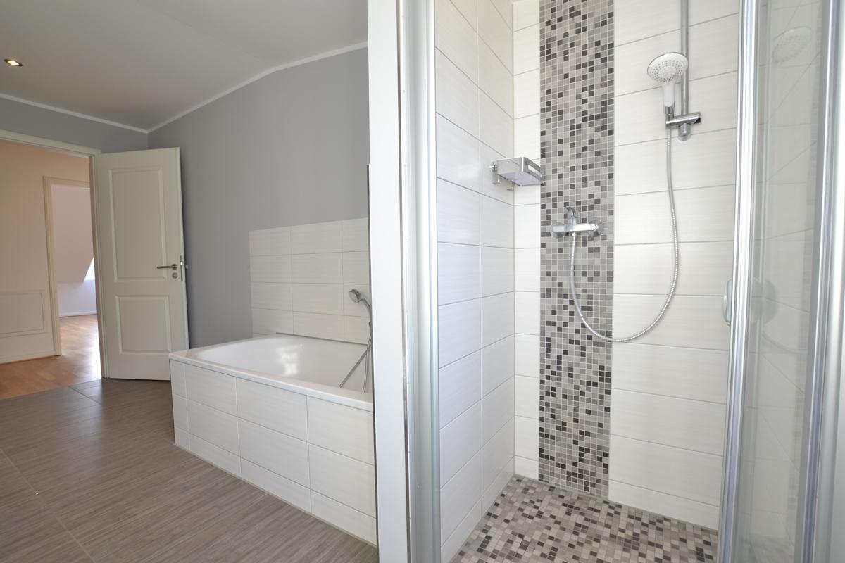 Badezimmer 2
