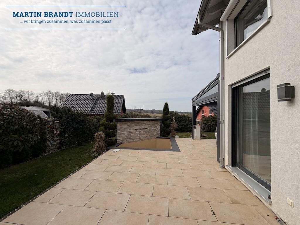 Pool-Terrasse
