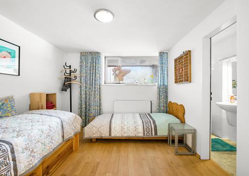 Property thumbnail 18