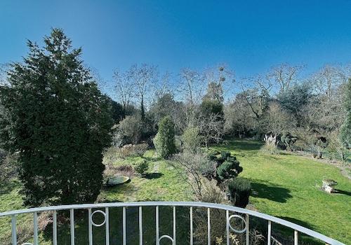 Balkonblick in den Garten