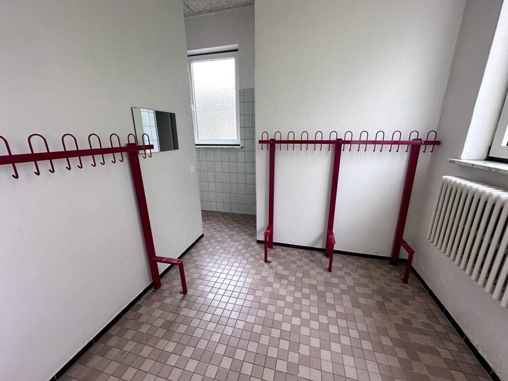 eheml. Schule