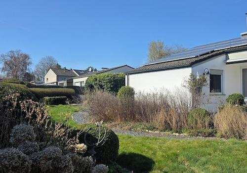 Gartenansicht seitlich