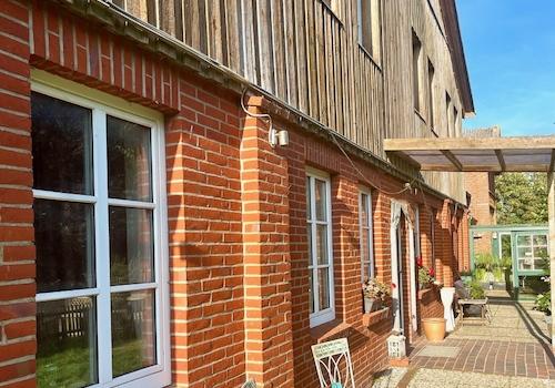 Eingangsbereich / Terrassen