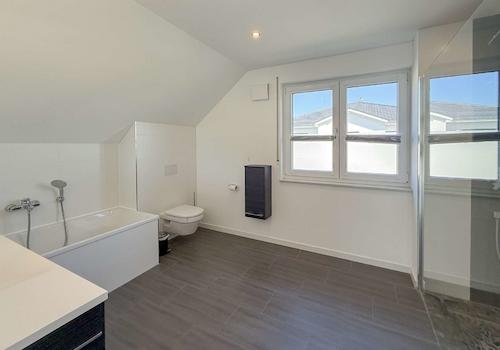 Großes Tageslichtbad