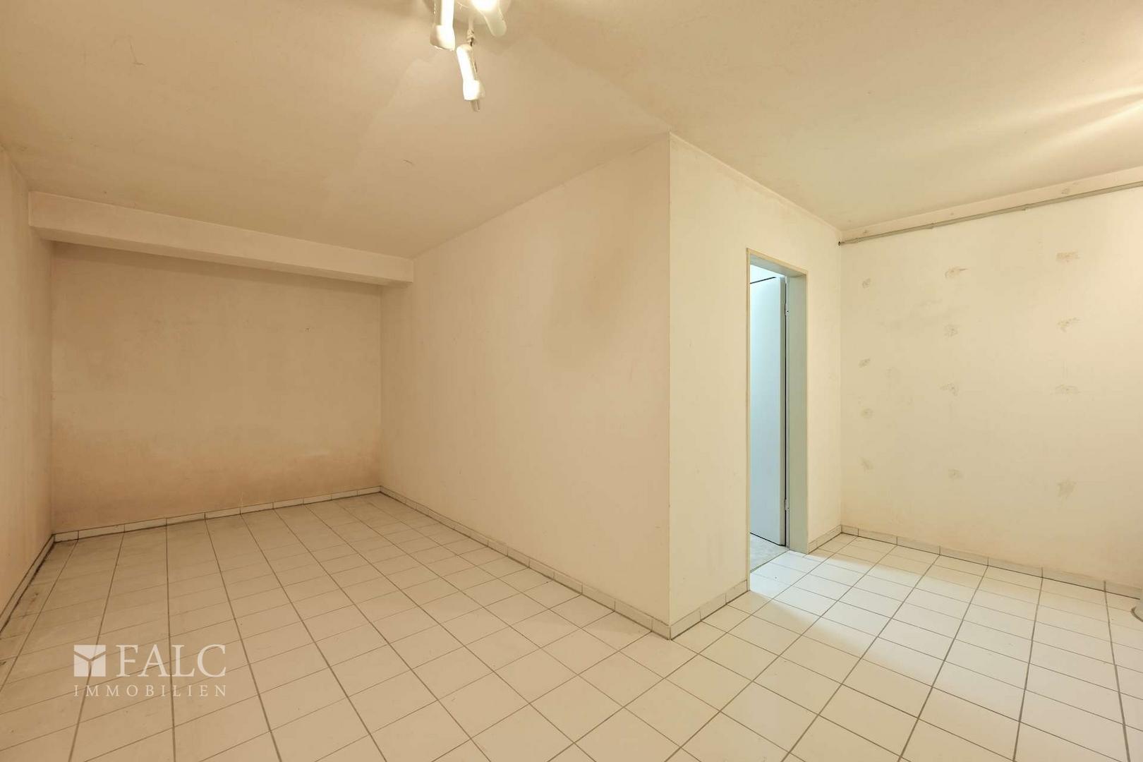UG Raum neben Tonstudio