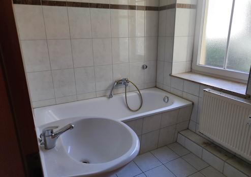 Property thumbnail 12