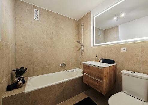 Property thumbnail 11