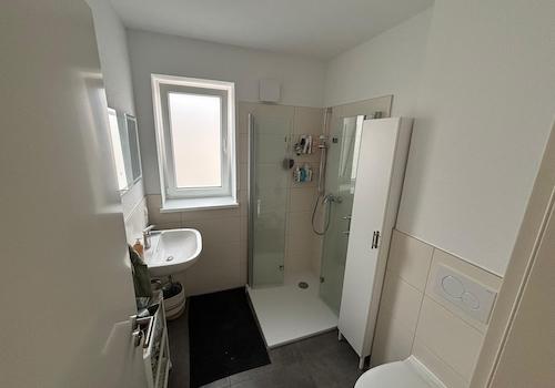 Wo7 DG re. Masterbad Sicht2