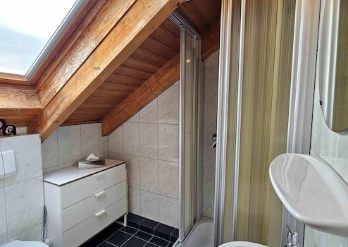 Property thumbnail 15