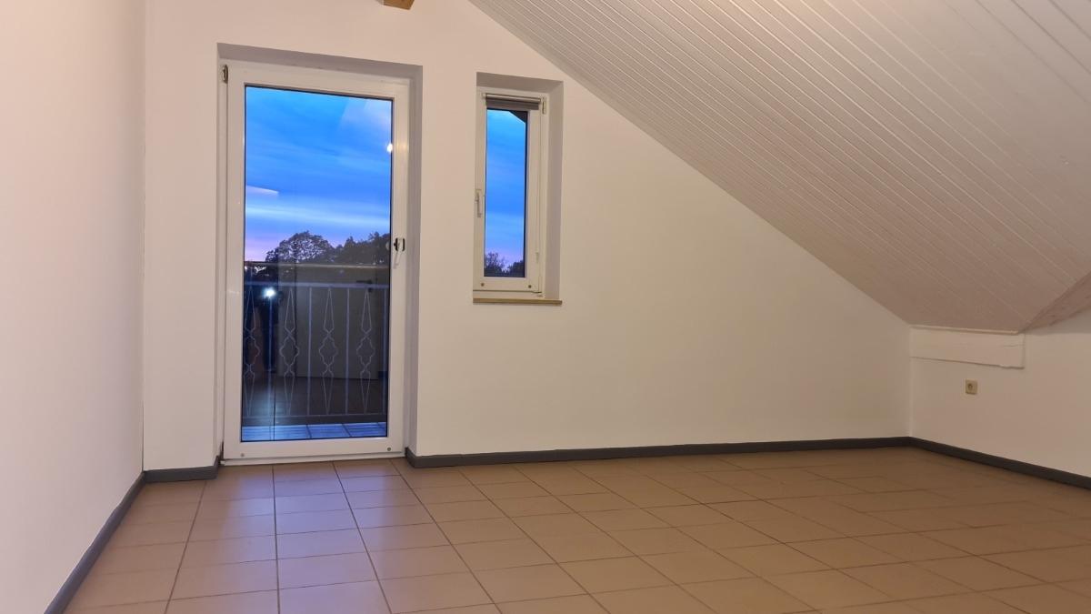Schlafzimmer 1 mit Balkon
