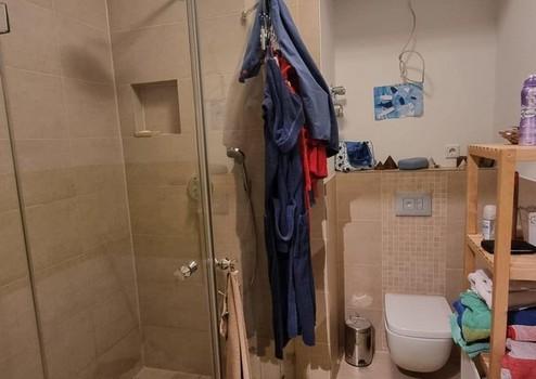 Property thumbnail 11