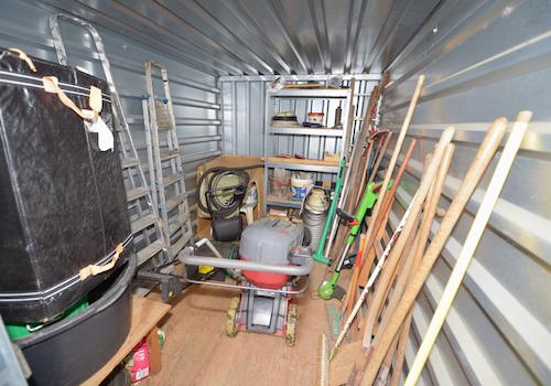 1_Innen_Geräteschuppen