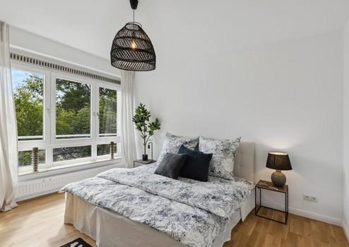 Helle 3-Zimmer-Wohnung mit Balkon, Stellplatz und Einbauküche