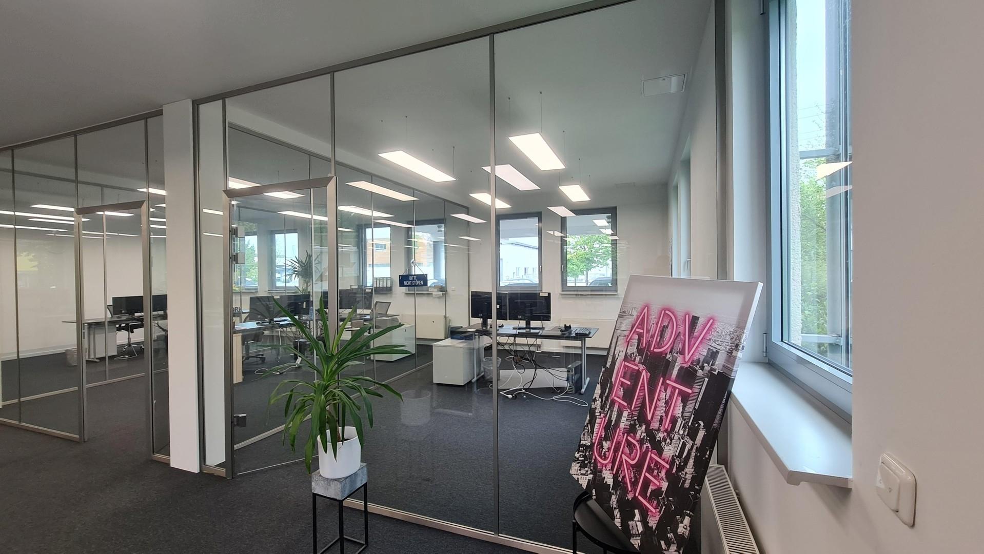 Büro 4