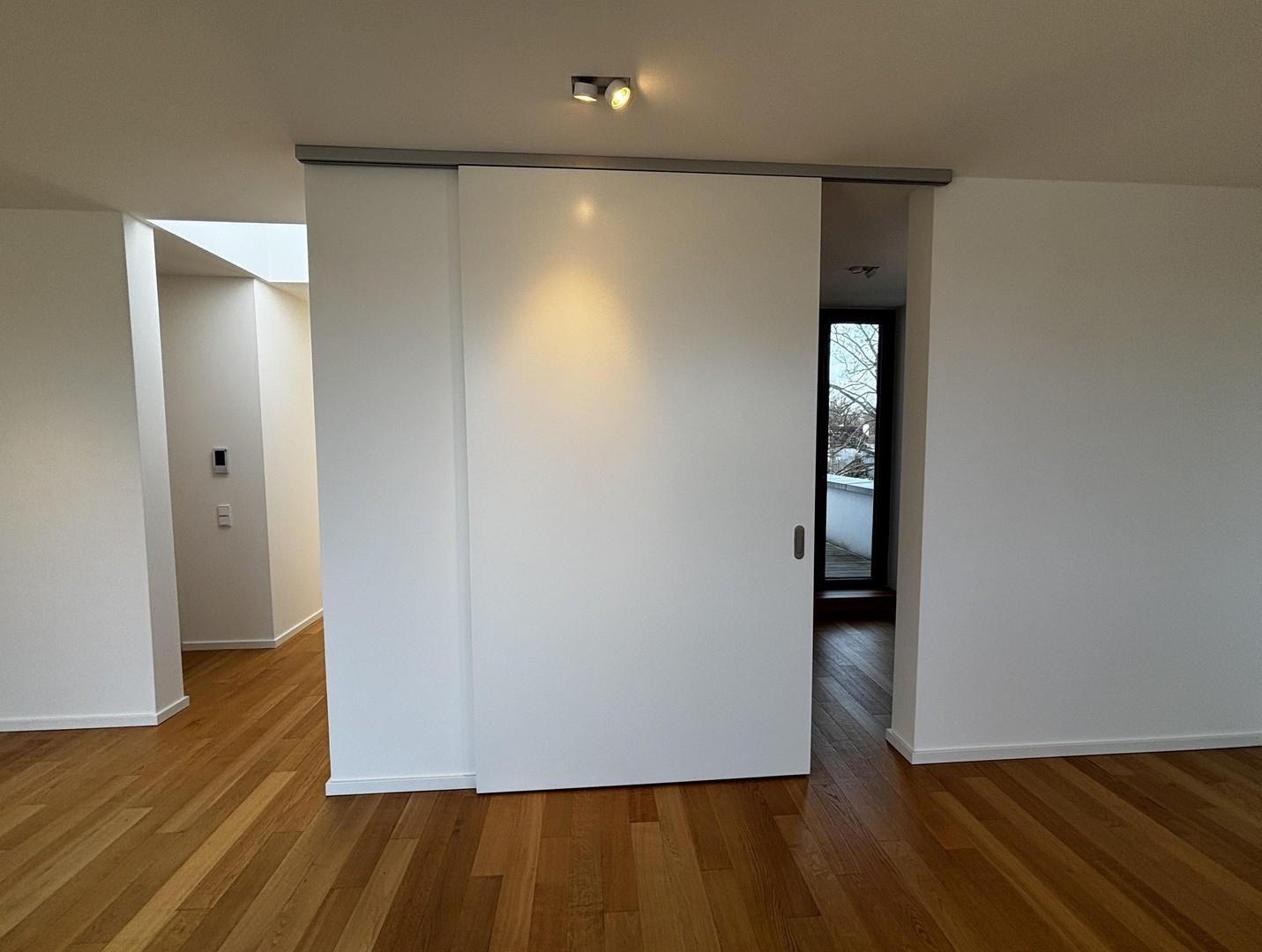 DG Schiebeelement zur Küche