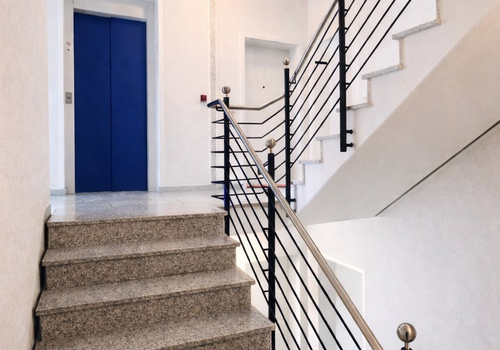 Modernes Treppenhaus