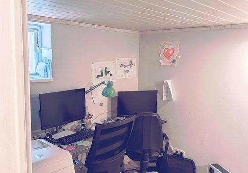 Büro im Keller
