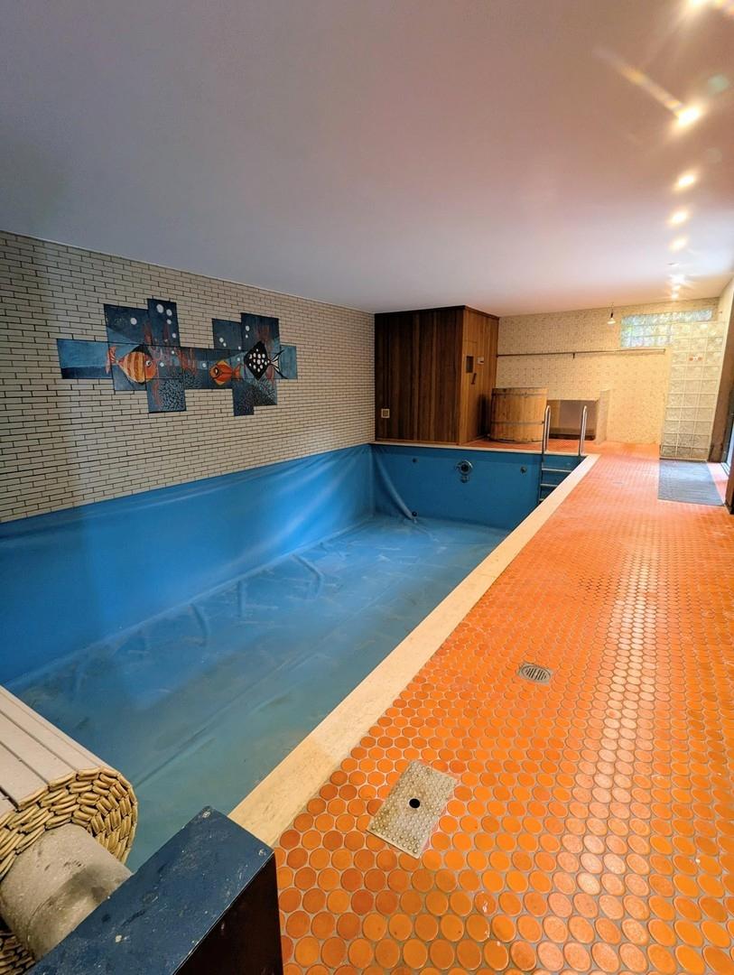 Schwimmbad und Sauna