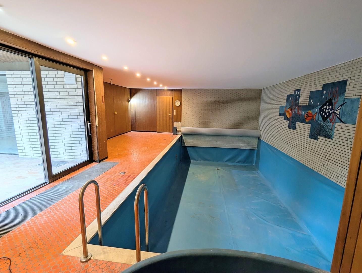 Schwimmbad