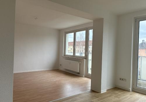 Wohn-Ess-Zimmerbereich schön hell