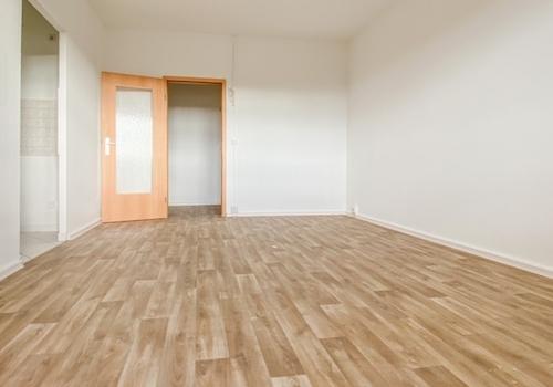 Muster Wohnzimmer_Blick vom Balkon