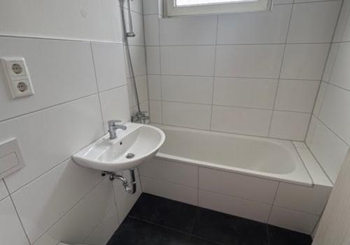 neues, modernes Badezimmer