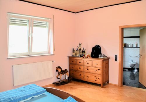 Schlafzimmer OG