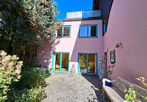 Rückansicht / Eingang Einliegerwohnung