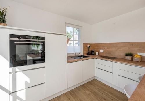 ... mit Backofen in Arbeitshöhe