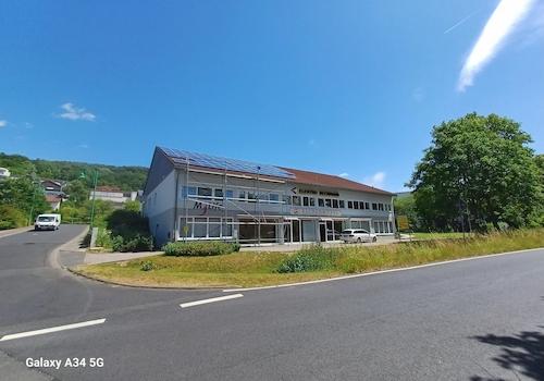 Außen Straßenseite