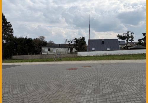 Blick zum Grundstück