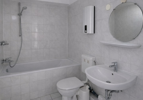 Gepflegtes Badezimmer