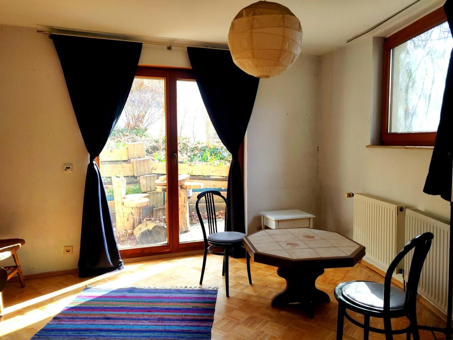 Wohnzimmer + Terrasse 