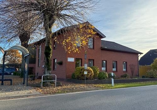 Straßenansicht des Reihendhauses