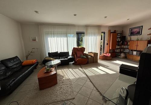 Wohnzi / Blick v. Durchgang