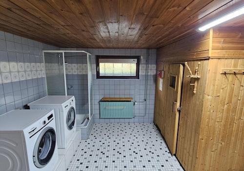 Keller - Waschküche mit Sauna