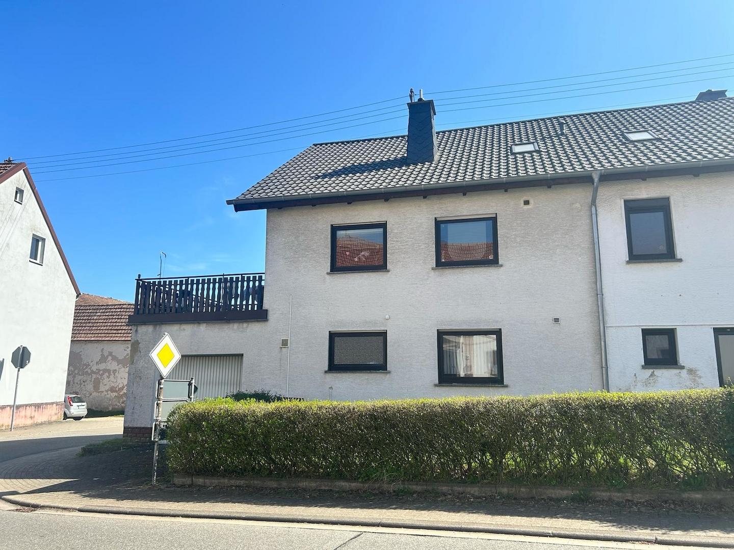 Straßenansicht