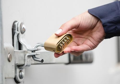 Zugangscode per Email