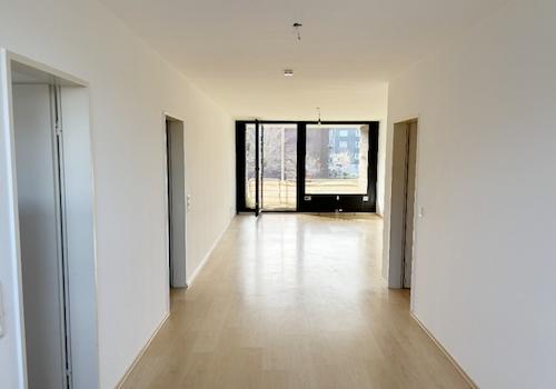 Essbereich - Blick zum Wohnzimmer