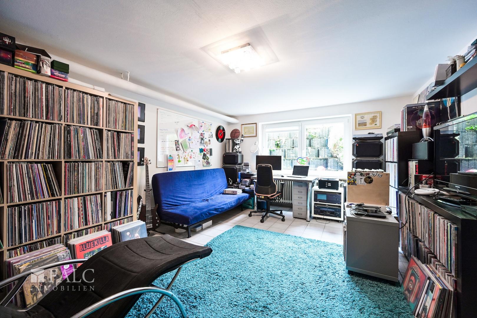 UG Büro 