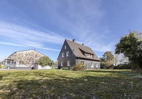 großzügiges Gartengrundstück