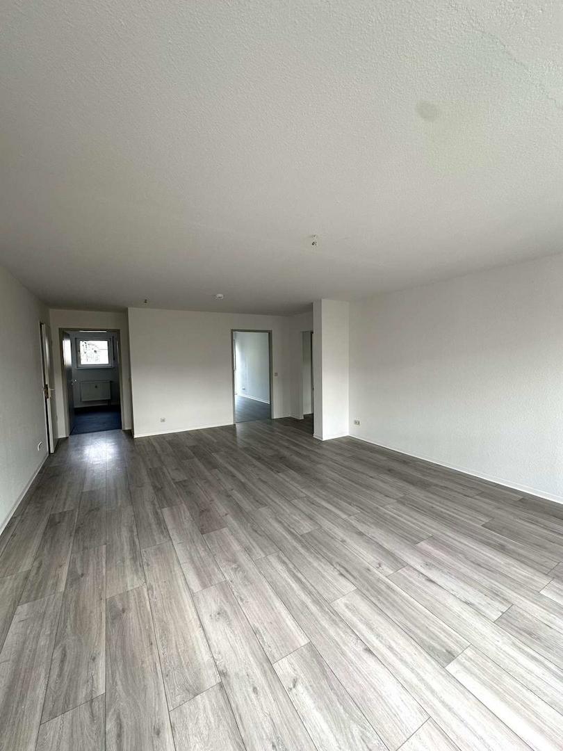 Wohnzimmer neu Ansicht 2