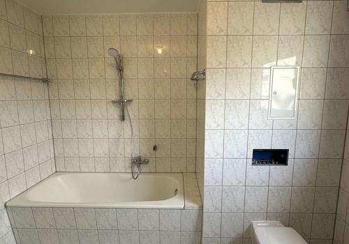 Badezimmer neu Ansicht 2