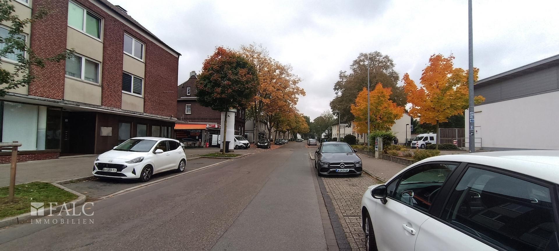 Straßenansicht