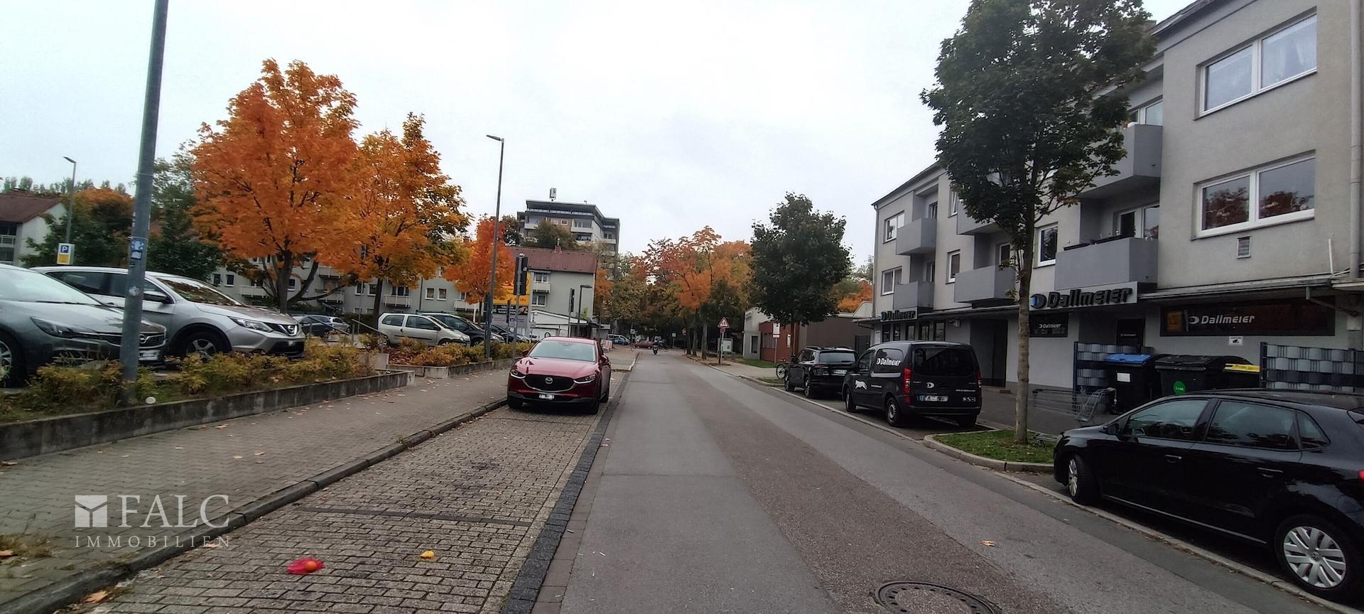 Straßenansicht