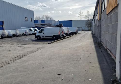 Halle B hintere Zufahrt 1