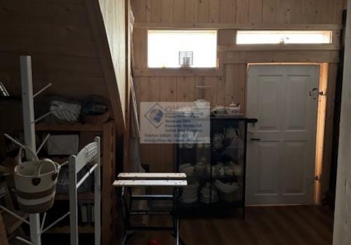 Zugang zum Nebenraum