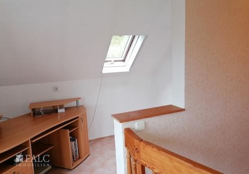 Flurbereich DG mit Büroecke