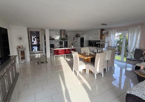 Wohn- und Essbereich 2