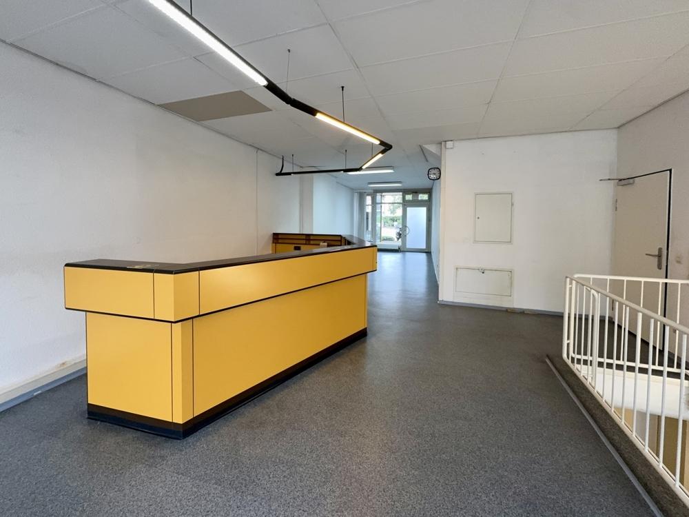 Raum 1 Obergeschoss - Blick Theke